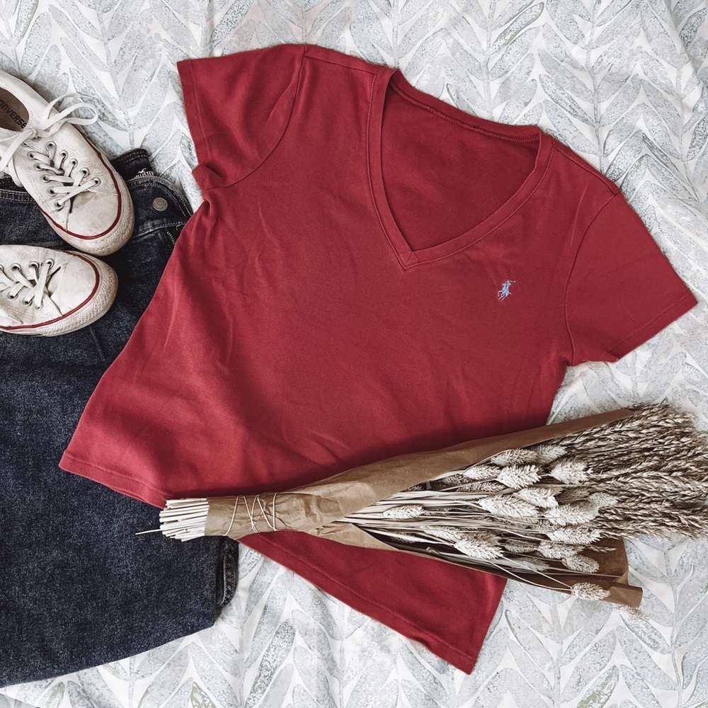 Red Polo V-Neck Basic T-Shirt Size M